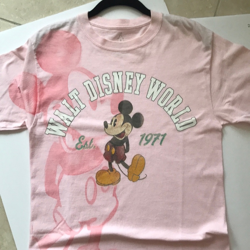 Disney women’s T-shirt in pink